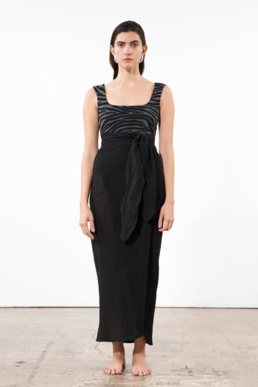 Dressvogue.shop41e9477580 1